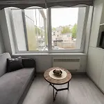 Cozy And Modern Loft Next To The Old Town דירה *