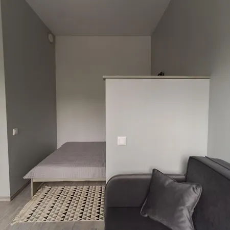 דירה Cozy And Modern Loft Next To The Old Town