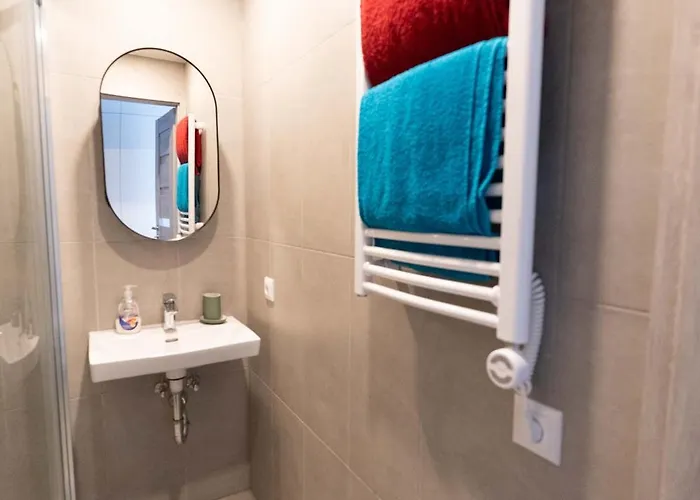 Cozy And Modern Loft Next To The Old Town 아파트