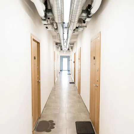 Cozy And Modern Loft Next To The Old Town شقة